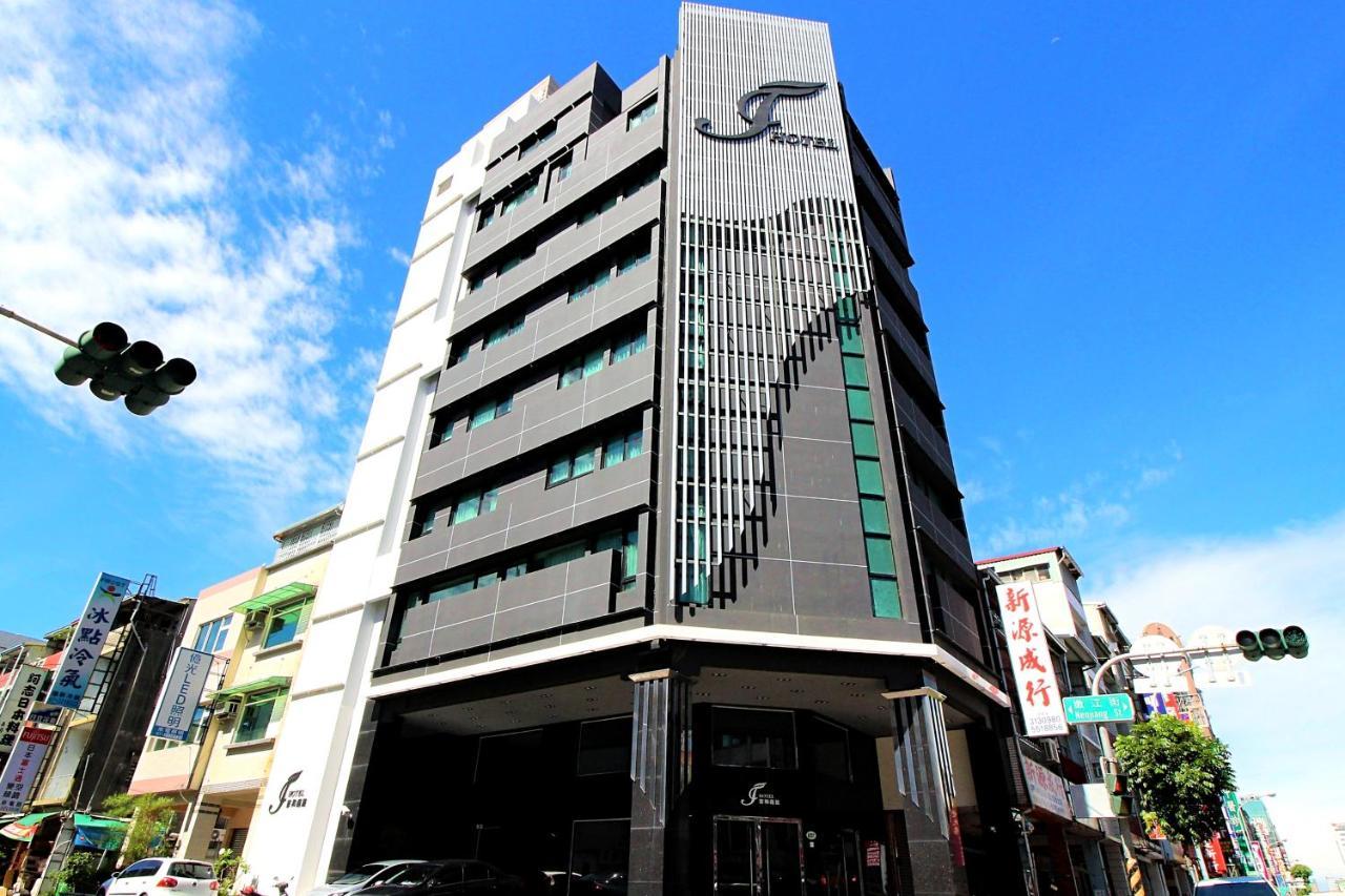 J-Hotel Kaohsiung Exterior photo